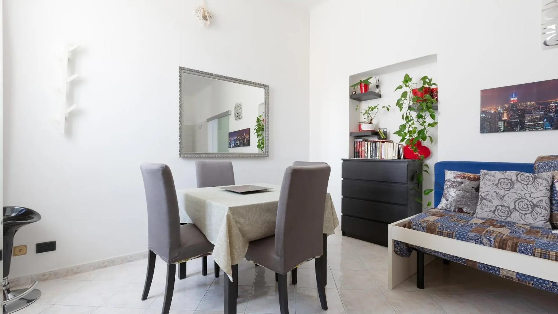 Milan Cosy Apartment - Urban Comfort