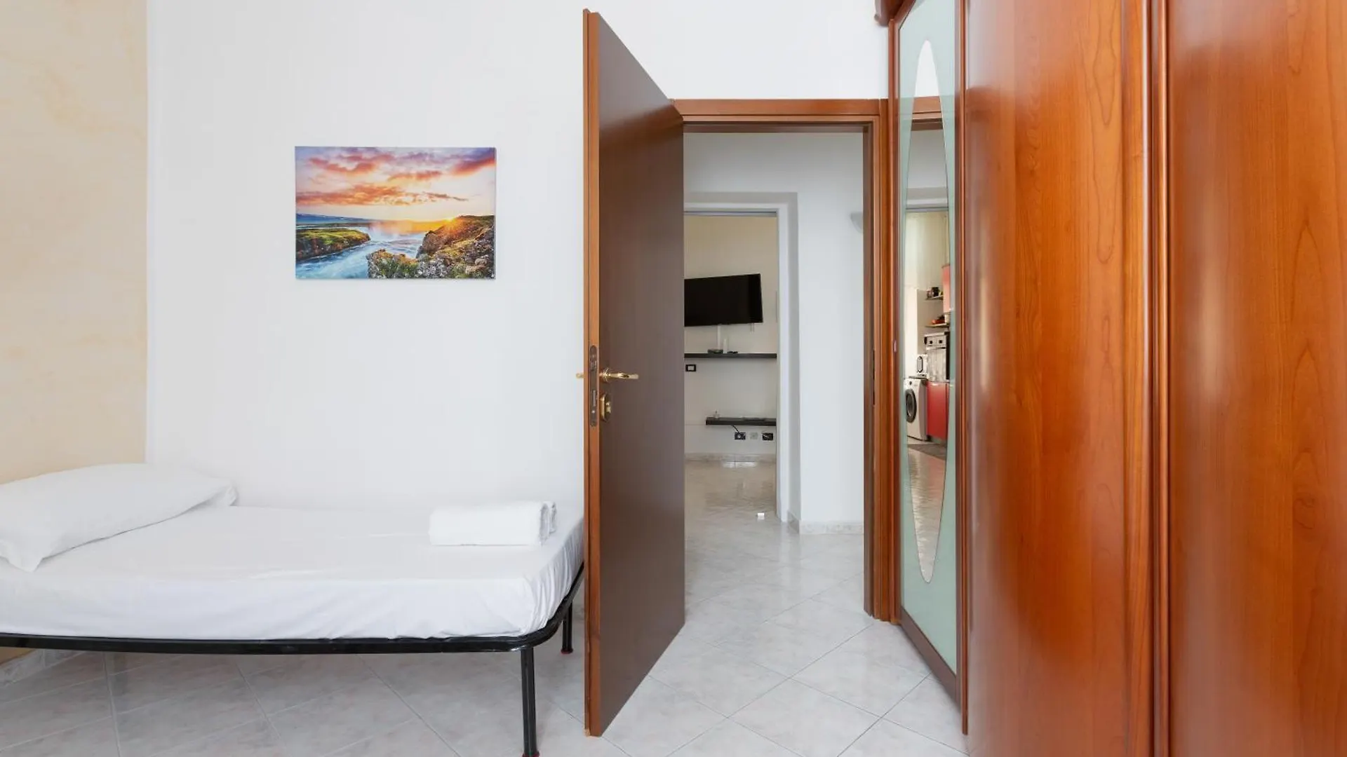 Milan Cosy Apartment - Urban Comfort Włochy